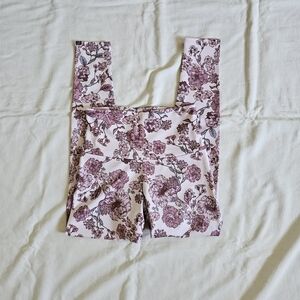 NWOT! Onzie Leggings